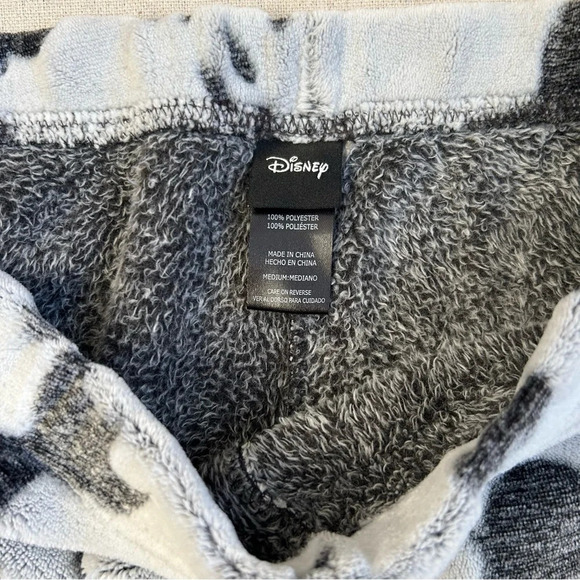 Mickey Mouse Grey & Black Pajamas 2-Piece Set Size Medium - Picture 10 of 14